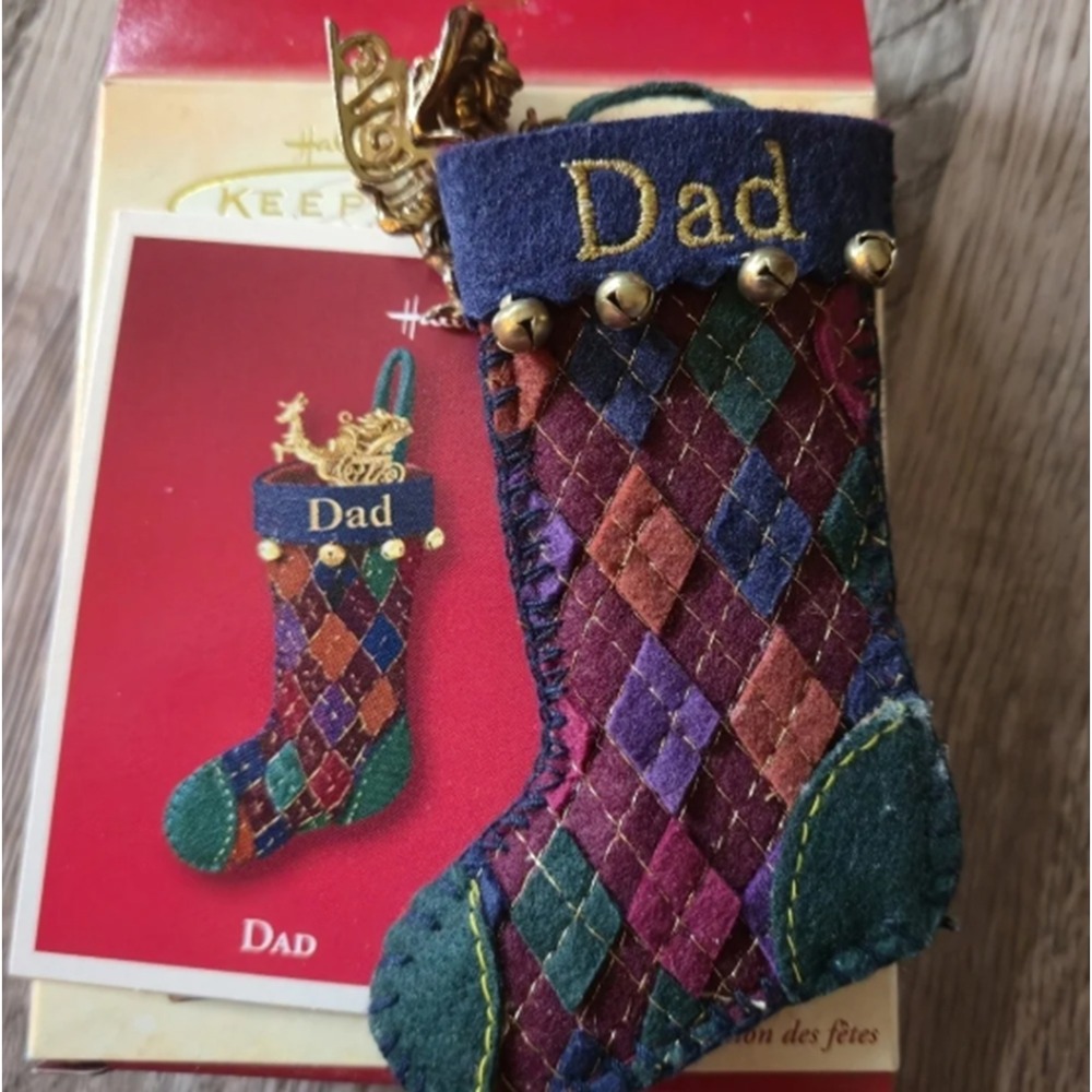 Hallmark Keepsake 2002 Dad Stocking Ornament‎ Felt Argyle Christmas Sleigh